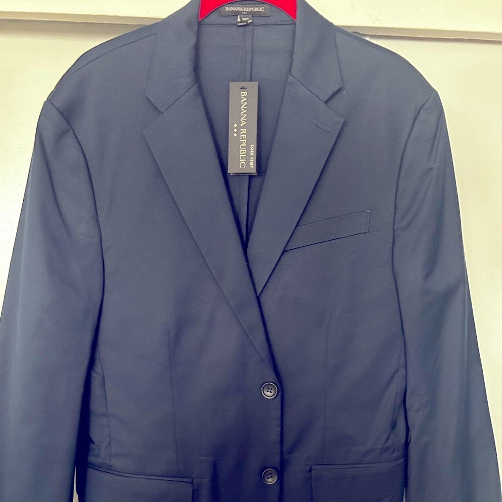 NWT Men’s navy blue banana republic sportcoat, blazer